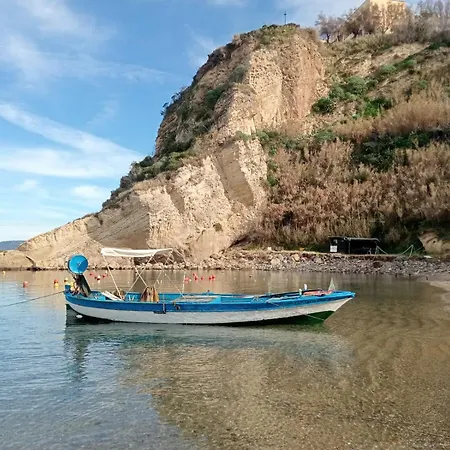 Gasthuis Palazzo Sardanelli Pizzo (Calabria)