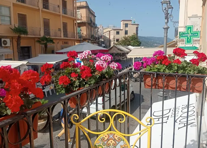 招待所 Palazzo Sardanelli